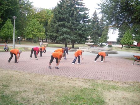 tai chi - gyakorls a szabadban 2012